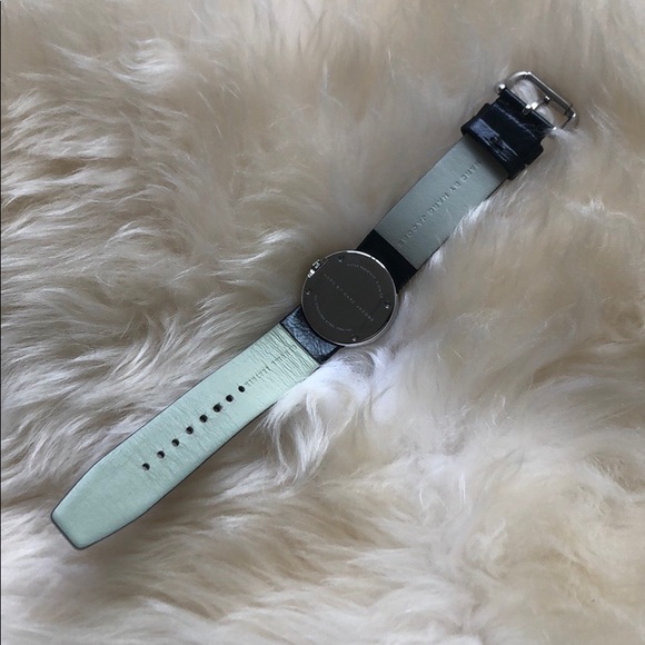 Marc Jacobs Watch - Picture 3 of 6